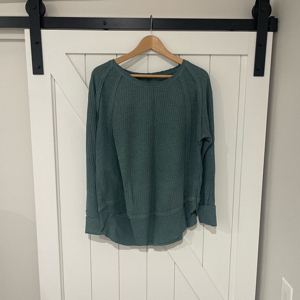Green Long Sleeve Sweater